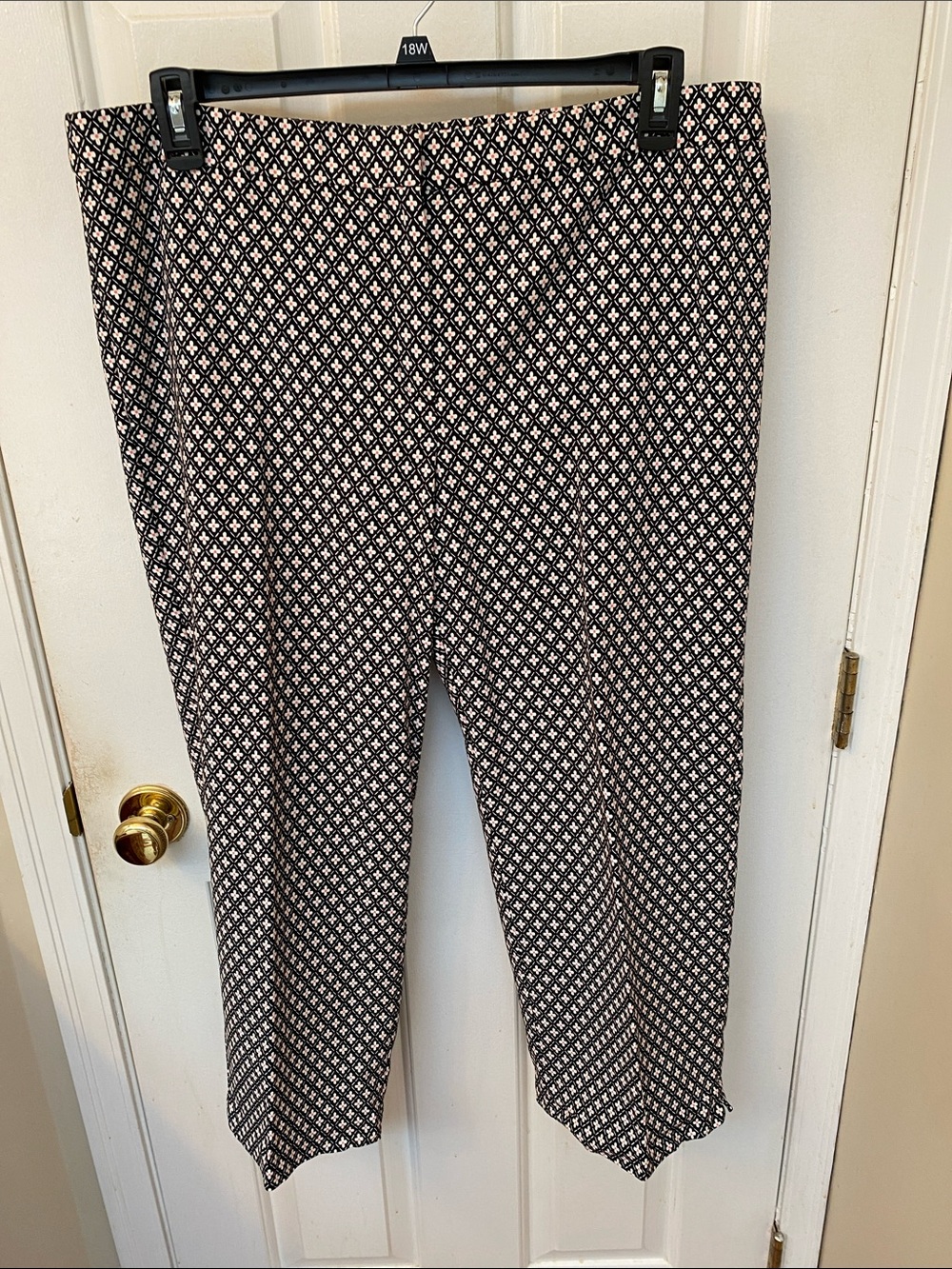 J. Jill Black & White Geometric Pattern Pull-On Pants